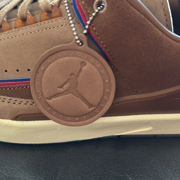 Jordan Men's Tan Sneakers - Picture 5 of 11